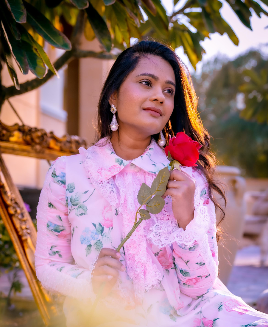 Niki Shah Close-up beauty portrait highlighting makeup and style